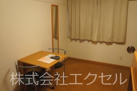 レオパレスＣａｌｍ戸倉2 リビング