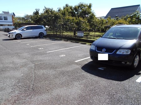 プライムガーデン 駐車場