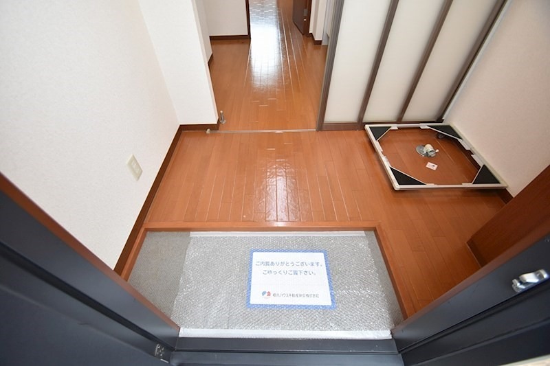 サンハイツ 玄関