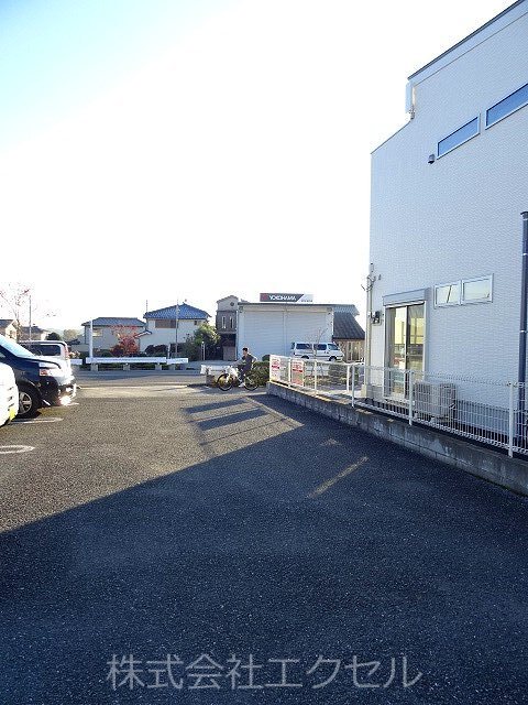 ウィンドール２１ 駐車場