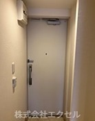 リブリ久米川 玄関