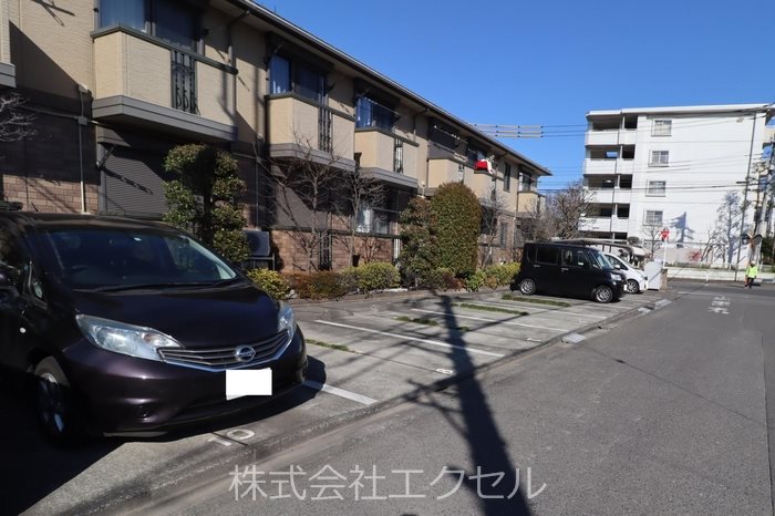 エスポワール 駐車場