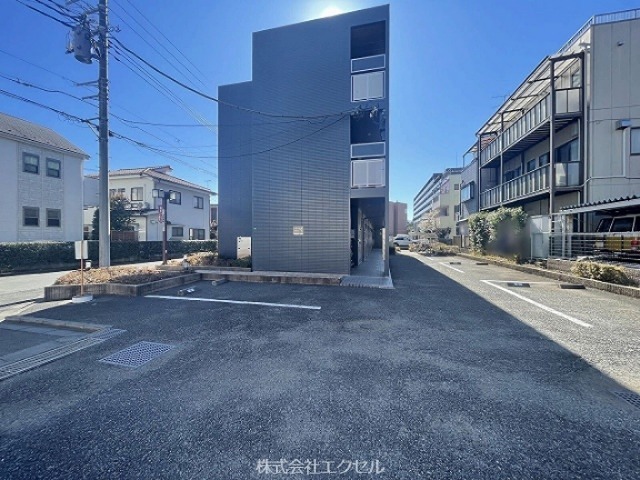レオパレスＮＩＳＨＩＧＡＩ2 外観