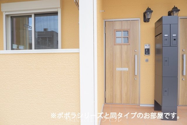 ヴィエスターテ エントランス