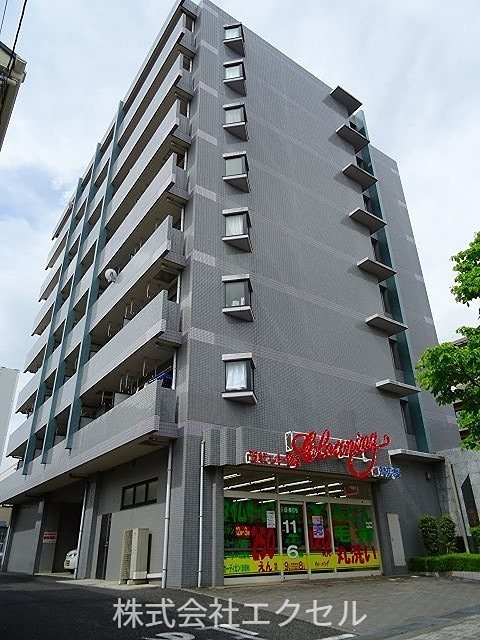 エクセランパレ 外観