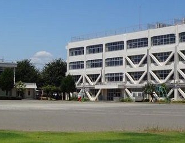 フェリックス 小学校
