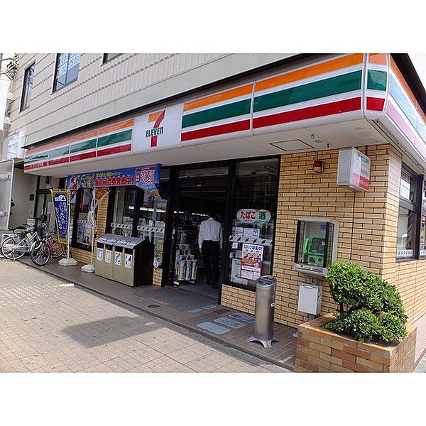 アイシーク立川 コンビニ