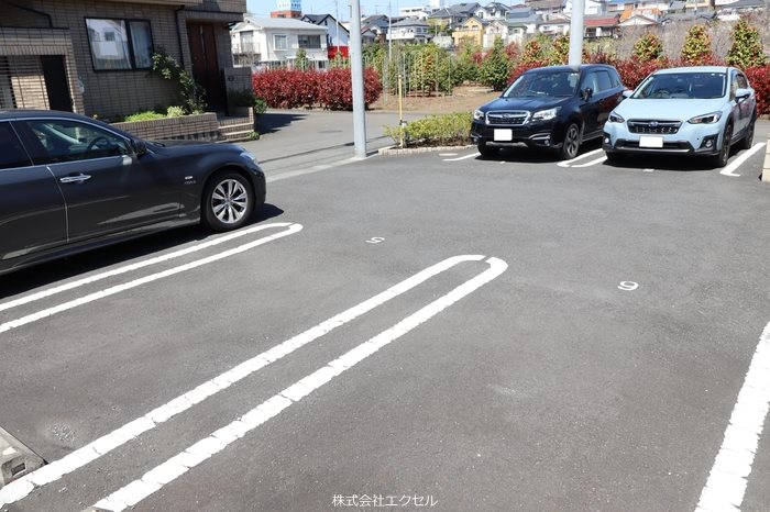 MaMaison 駐車場