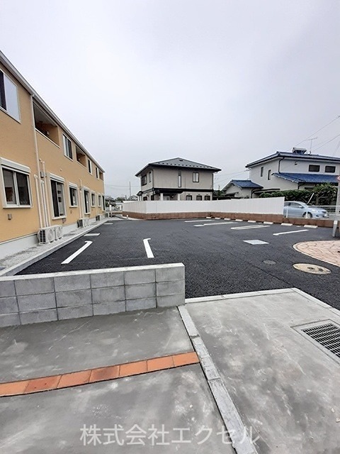 ククナ 駐車場