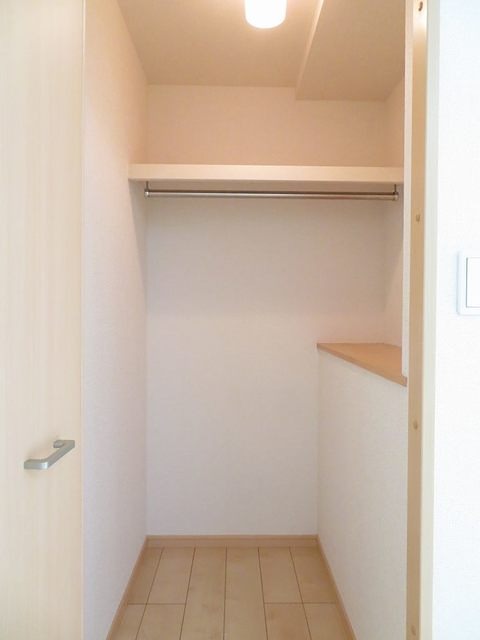 オークヴィラ 収納