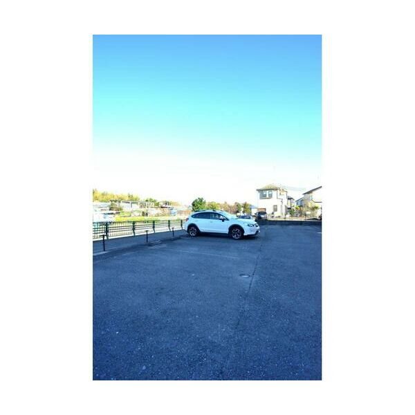 エステートピア黒沢2 駐車場