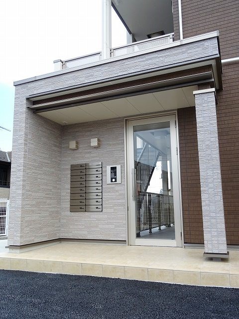 サラスバティ２ エントランス