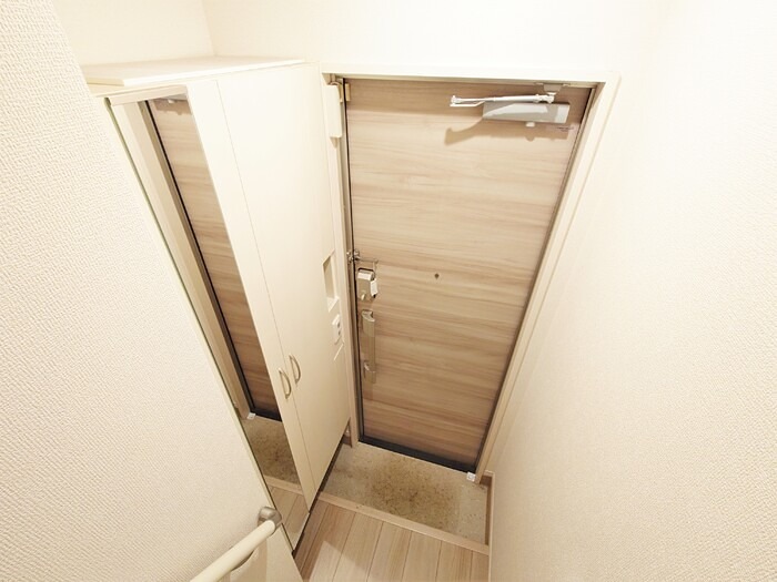 カーサフェリーチェ立川 玄関