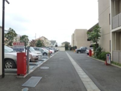 プライムメゾン武蔵野の杜 駐車場
