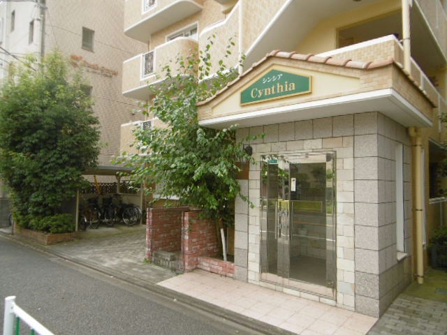 シンシア エントランス