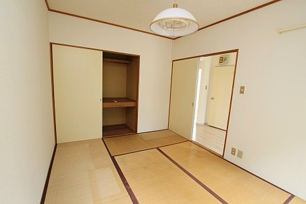 エステートピア中舟田 収納
