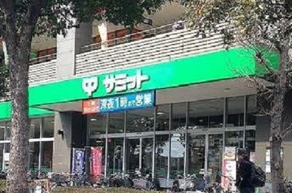 レオパレスFRONTIER スーパー