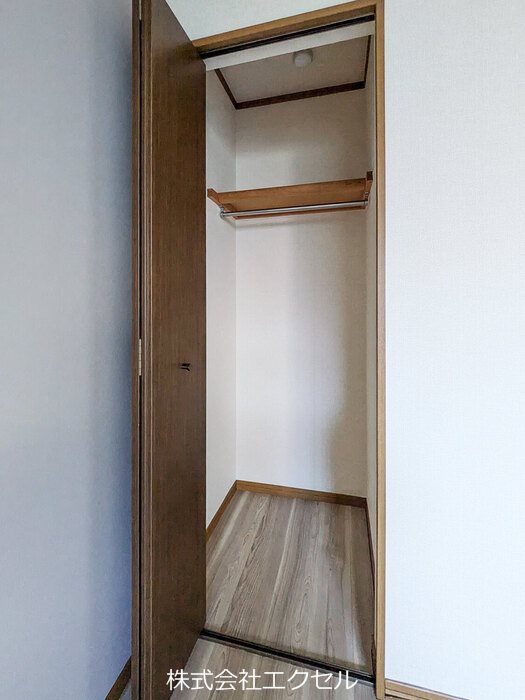 パセオ西府　弐番館 収納