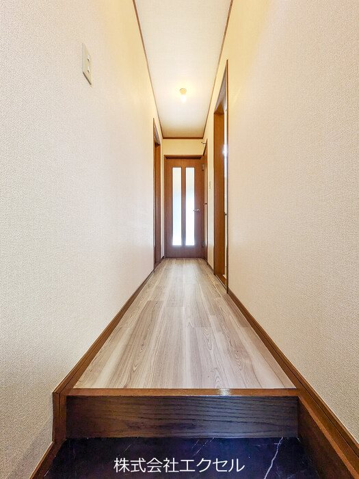 パセオ西府　弐番館 玄関