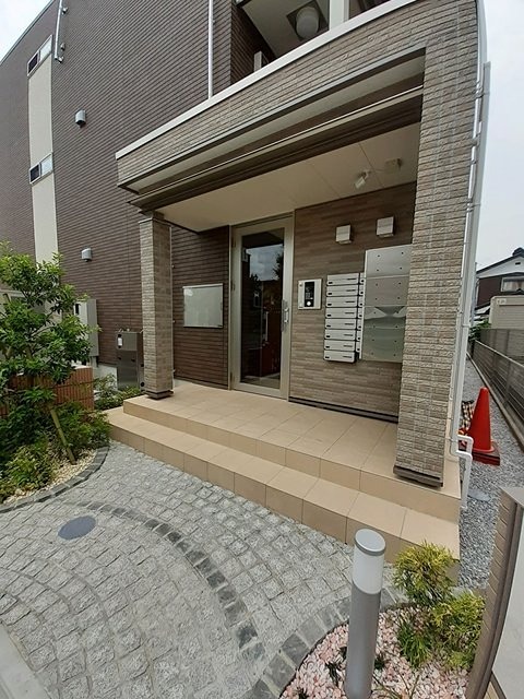 東京都青梅市河辺町４丁目 エントランス