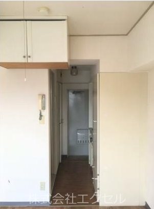 エトワール明神町 玄関
