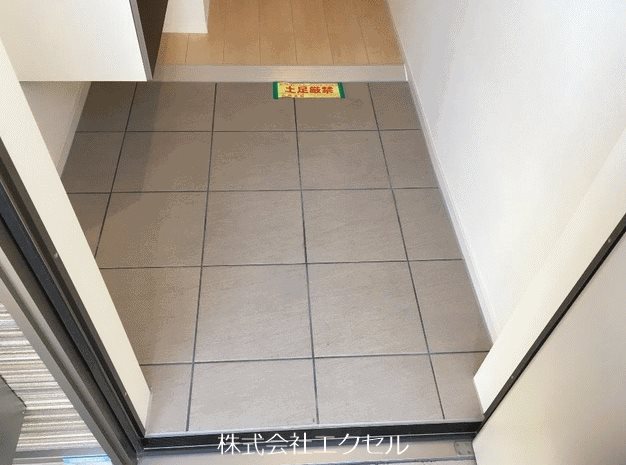 東京都東大和市向原４丁目 玄関