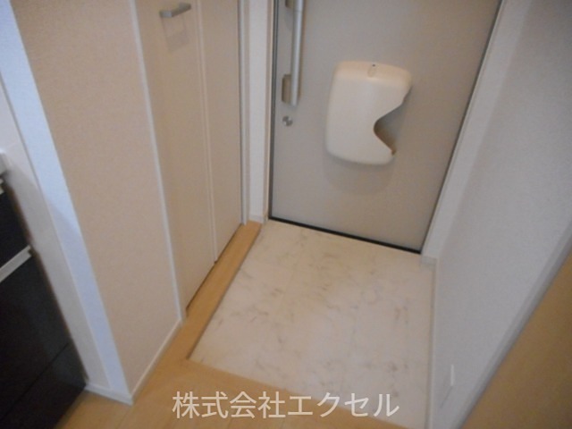 プリムローズ鷹の台 玄関