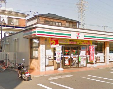 グランシャリオ万願寺 コンビニ