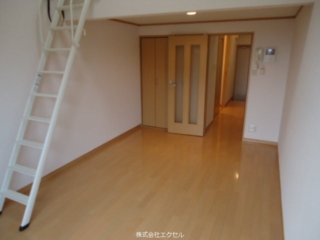 クレセントハイツTOKYU3 リビング