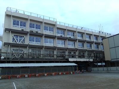 カーサグラナーテ 小学校