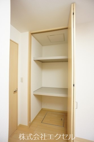 シャーメゾン樹光 収納