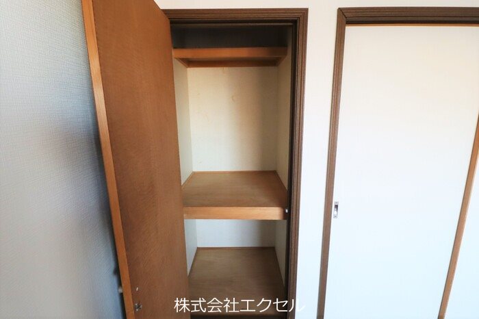 ハイツリバーランド 収納
