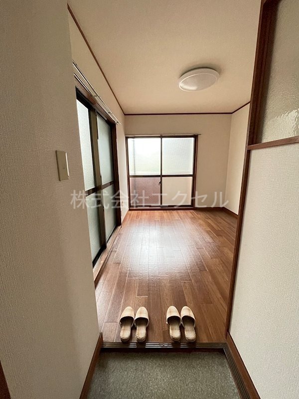 髙橋ビル 玄関