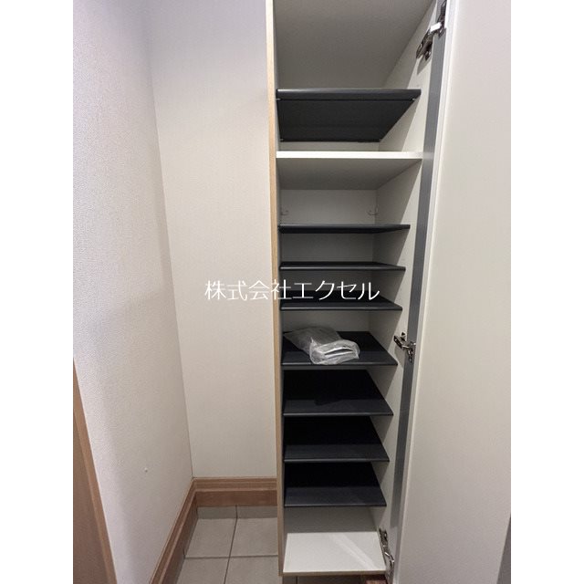 Carino7 玄関
