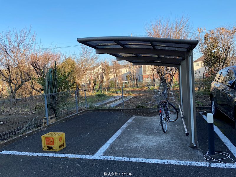 クワトロクォーレ 駐車場