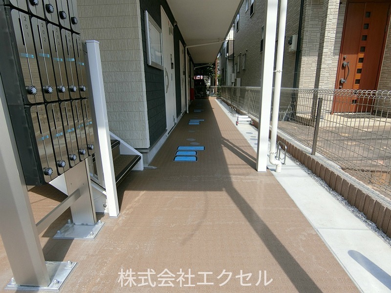 リブリ小川西町 エントランス