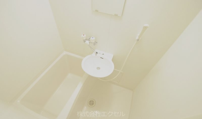 レオパレスアヴニールA 風呂画像