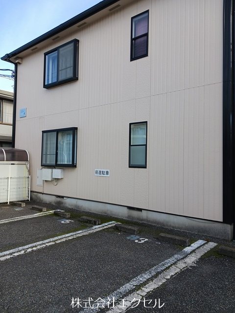 エステート純 駐車場