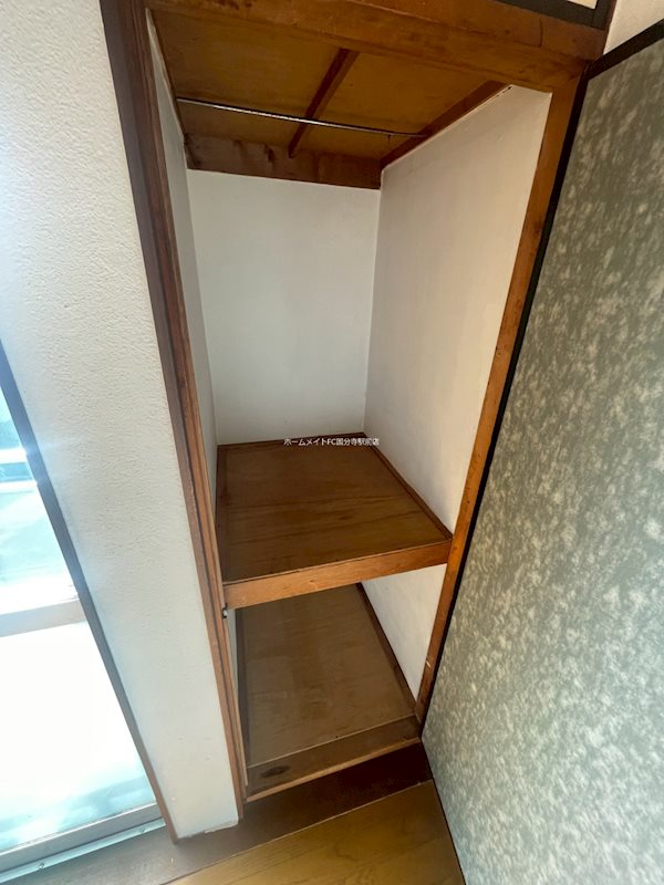 カーサ三岡 収納