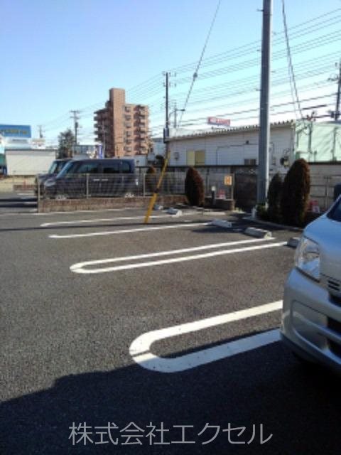 サンクレア 駐車場