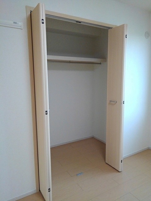 メゾンドα 収納