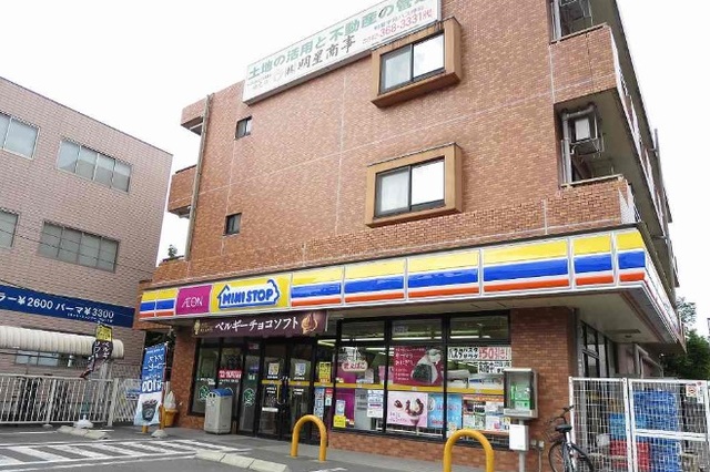 Ｆｏｒｅ　Ｔｕｎａ  コンビニ