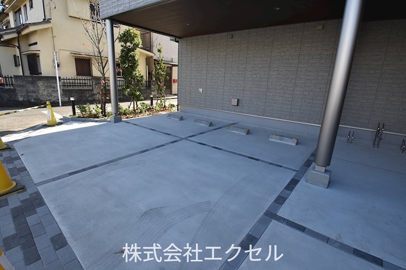 ティサージュ寺町 駐車場