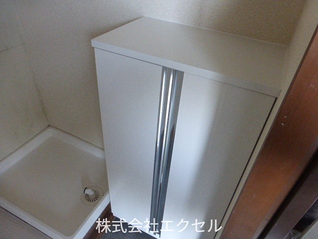 植村ビル 収納