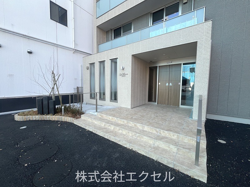 【シニア向け】シャレーリブラン    エントランス