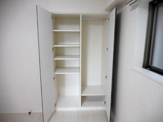プレシス八王子（八王子市寺町） 収納