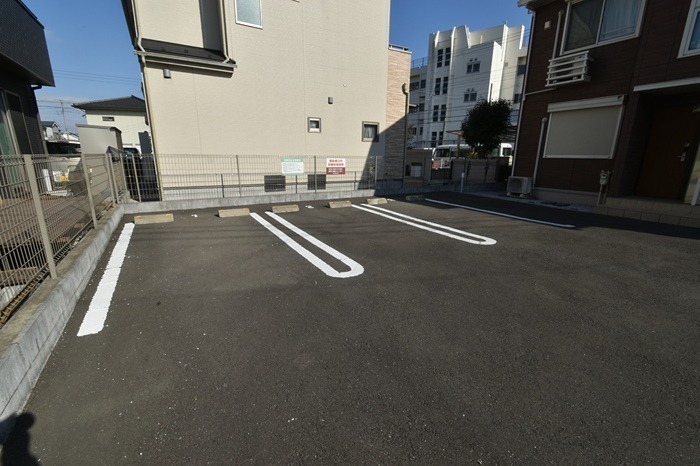 カーサ東豊田 駐車場