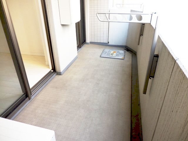プレシス八王子（八王子市寺町） ベランダ