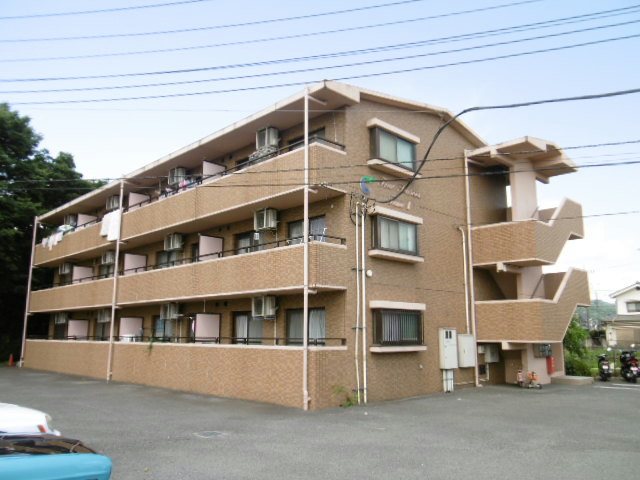 フォーシーズン田名2 外観