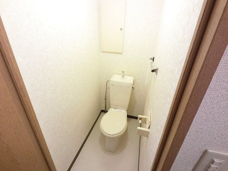 フォーシーズン田名2 トイレ